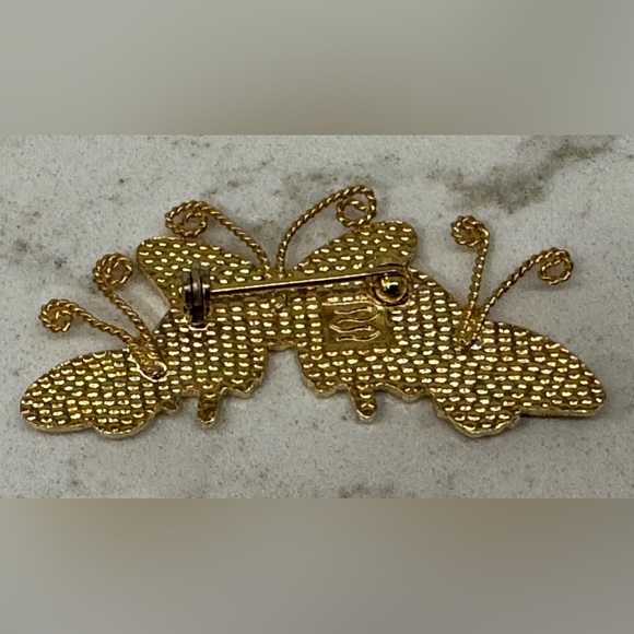 🦋 Vintage FISH & CROWN Enamel & Gold Tone Blue Butterfly Brooch 🦋 - Picture 3 of 3